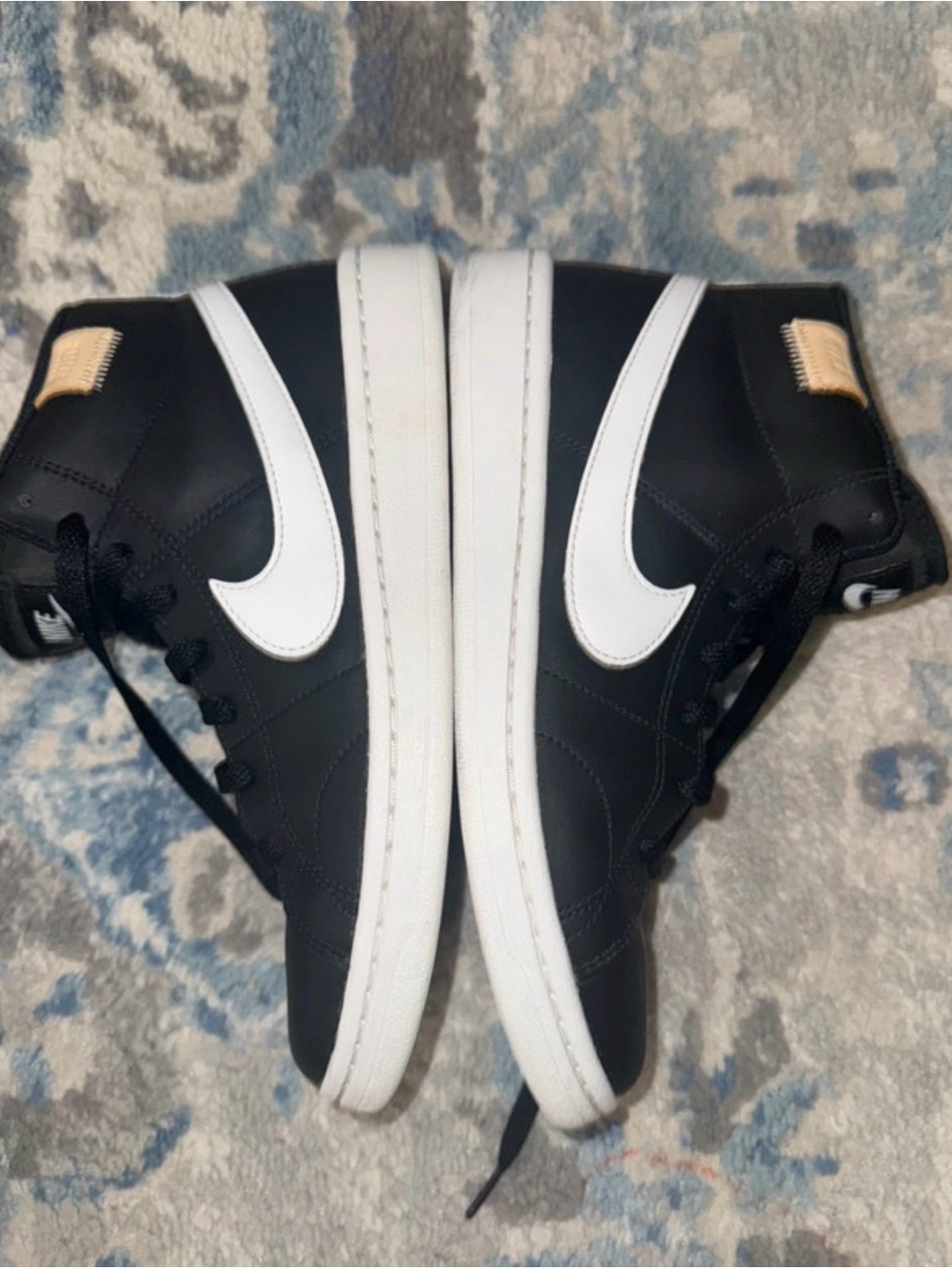 Nike Men’s Black and White Mid-Top Sneakers